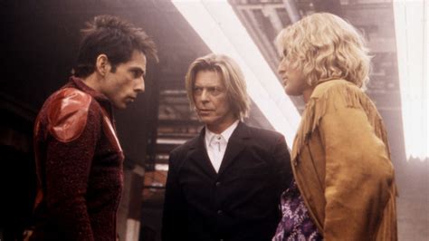 donatella versace david bowie|40 Really, Really Ridiculously Good Celebrity Cameos .